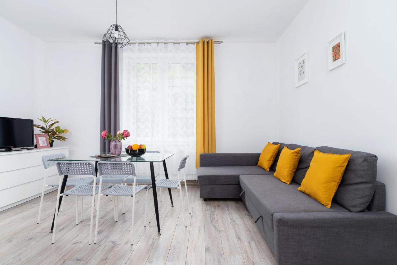Apartment Bosacka Cracow By Noclegi Renters Krakau Buitenkant foto