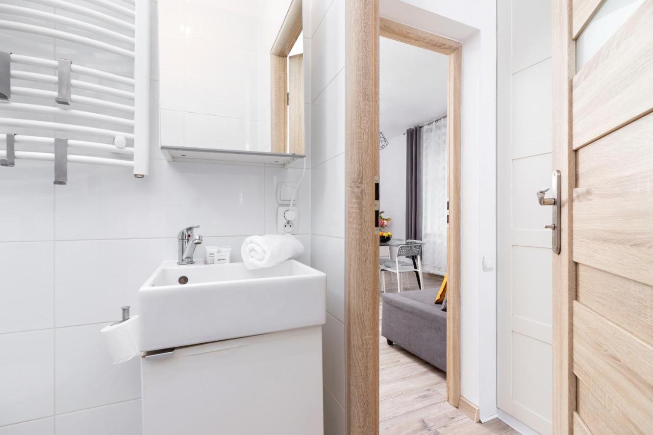 Apartment Bosacka Cracow By Noclegi Renters Krakau Buitenkant foto